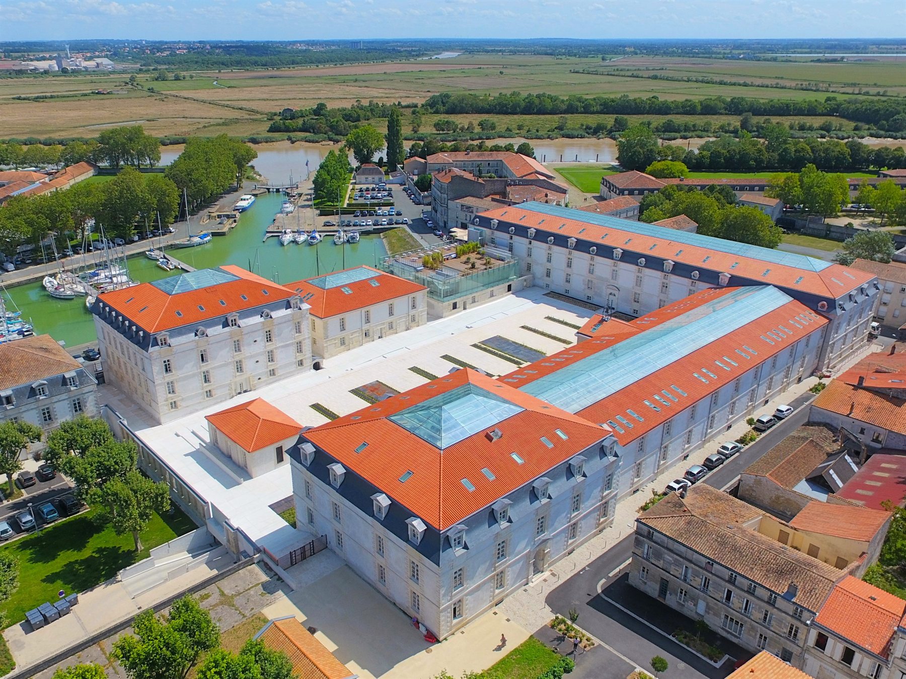 Vue aérienne de la Résidence de l'Arsenal Royal