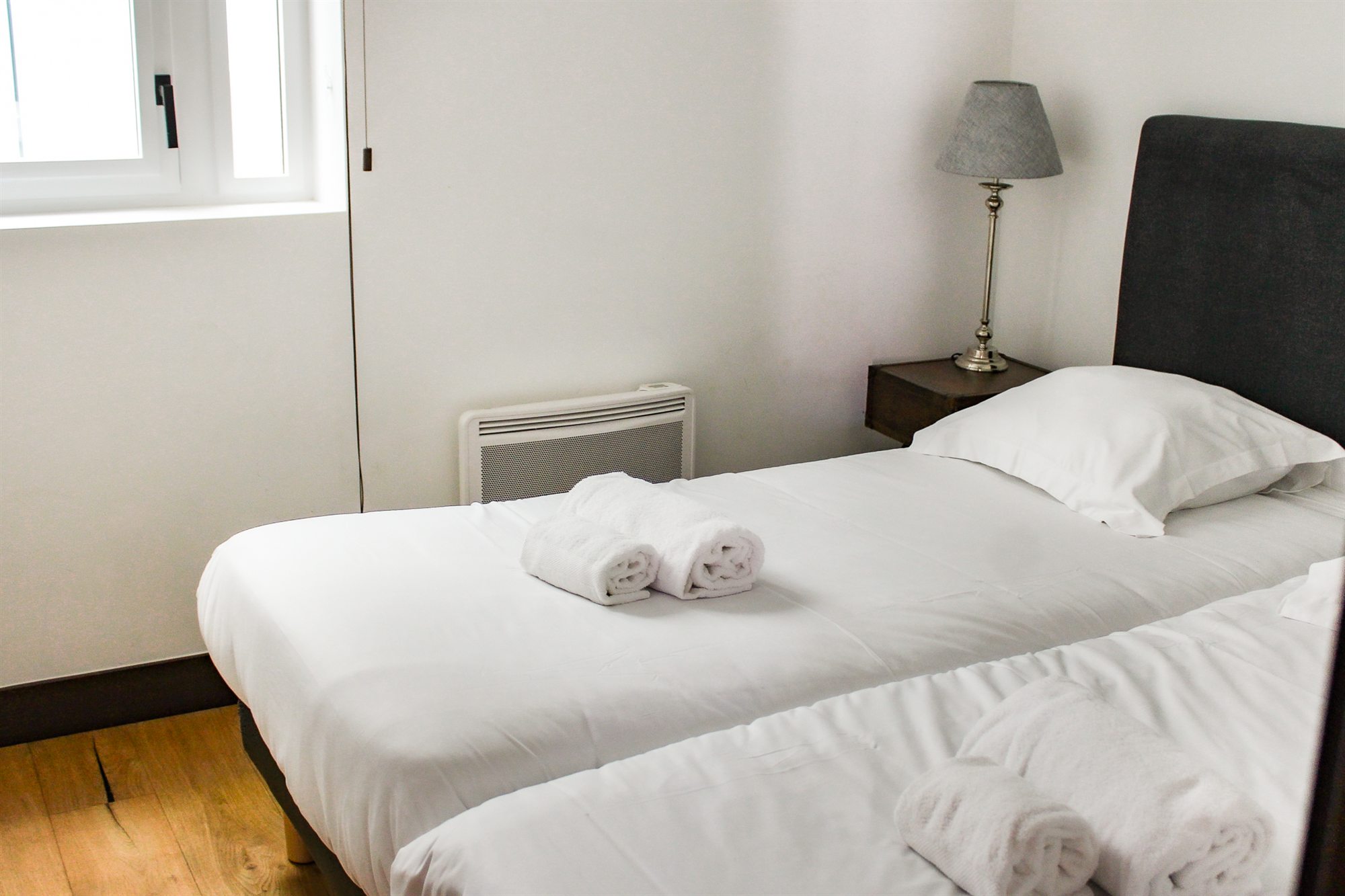 Chambre avec lit Queen Size et dressing intégré