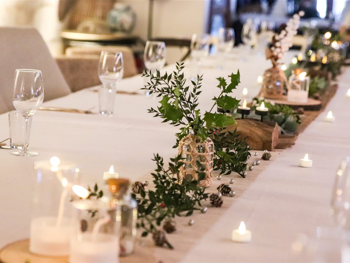 Détail du décor de table de Noël