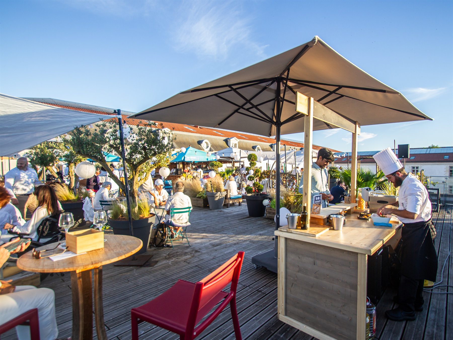 Cocktail sur le rooftop de la Résidence