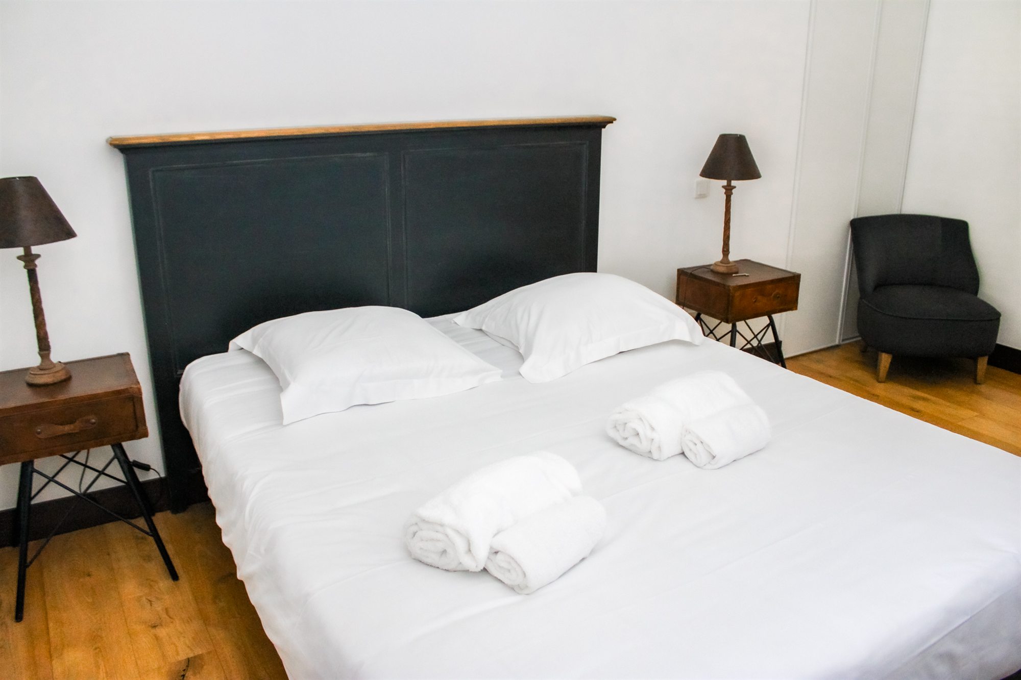 Appartement T3 — la première chambre avec lit double